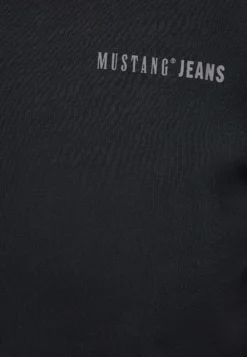 T-Shirt Style Austin
