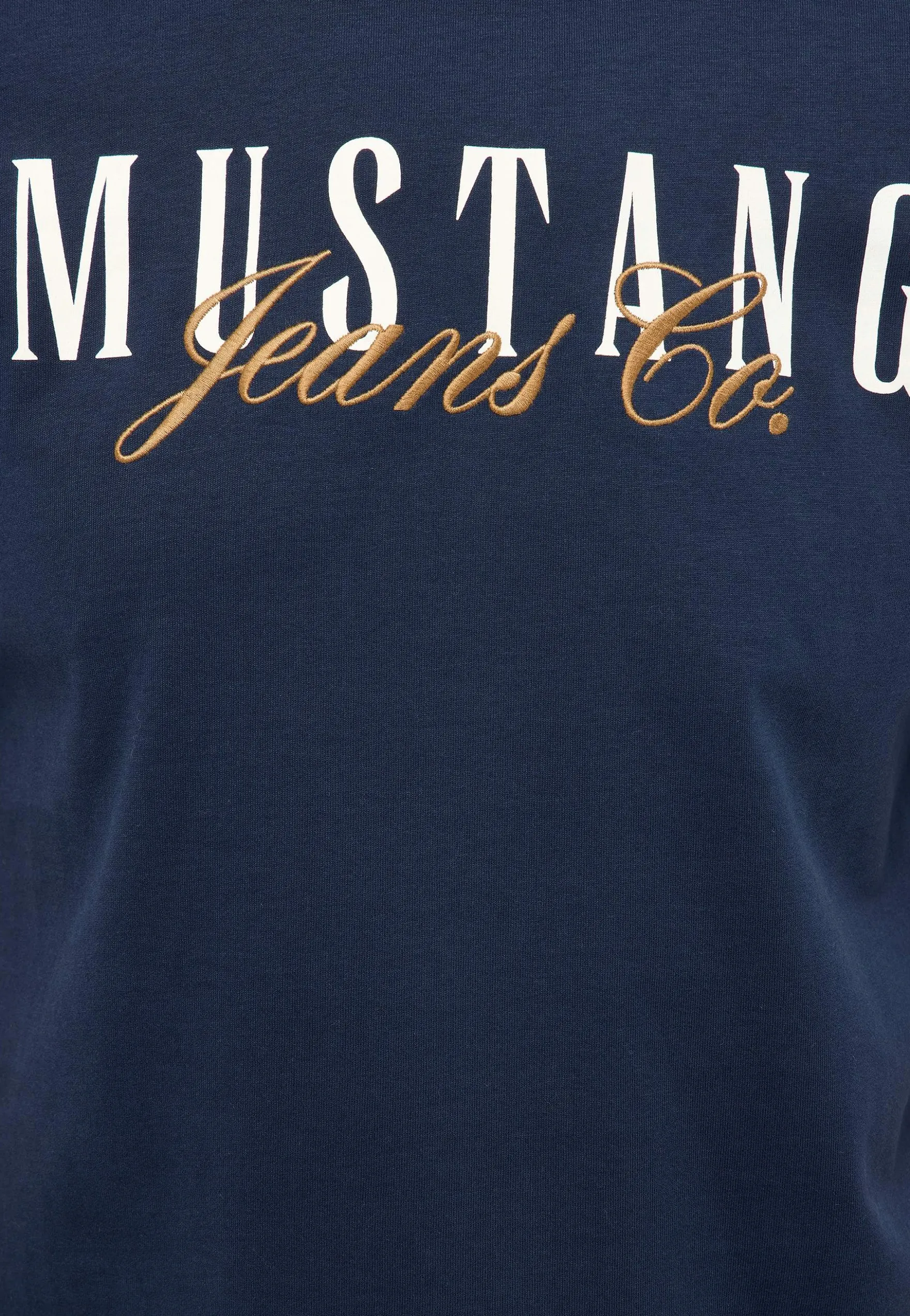 T-Shirt Style Austin