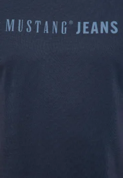 T-Shirt Style Austin