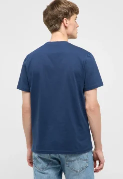 T-Shirt Style Austin