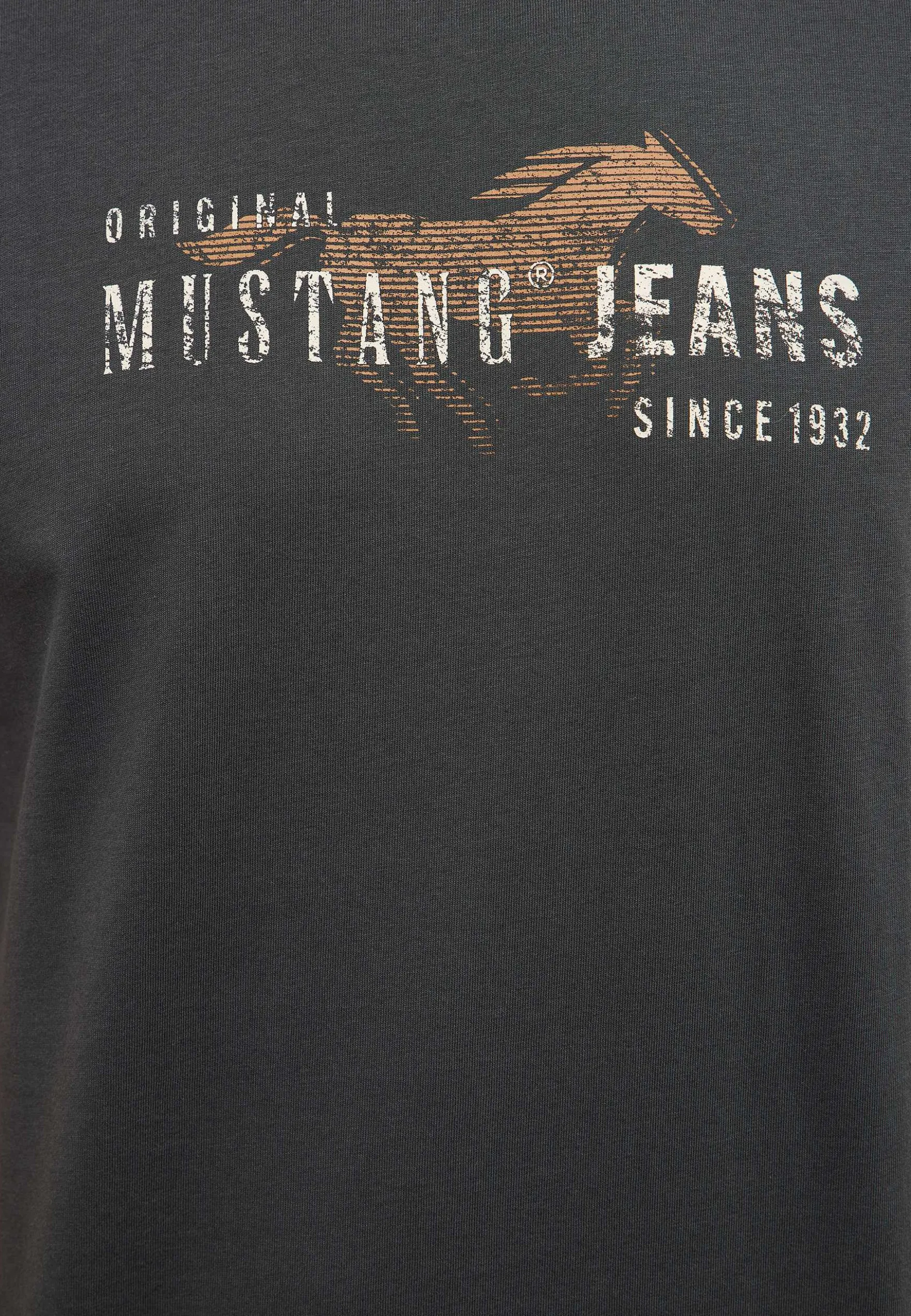 T-Shirt Style Austin