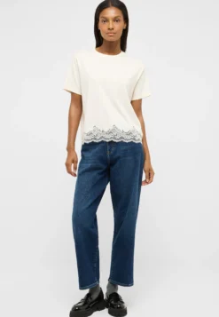 T-Shirt Style Floris