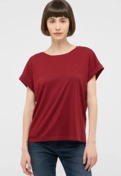 T-Shirt Style Lesley