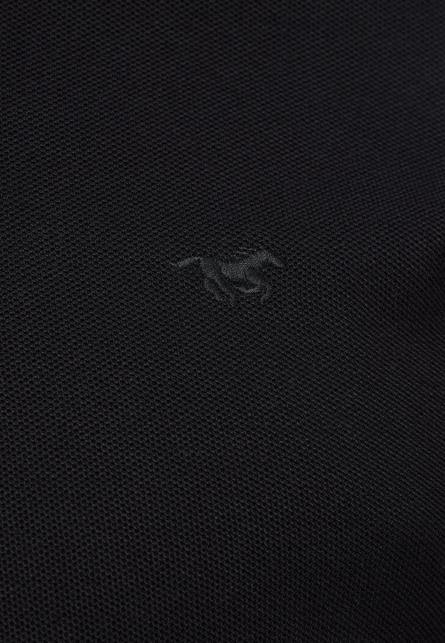 T-Shirt Style Pierre