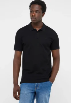 T-Shirt Style Pierre