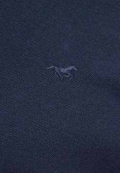 T-Shirt Style Pierre
