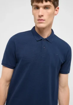 T-Shirt Style Pierre