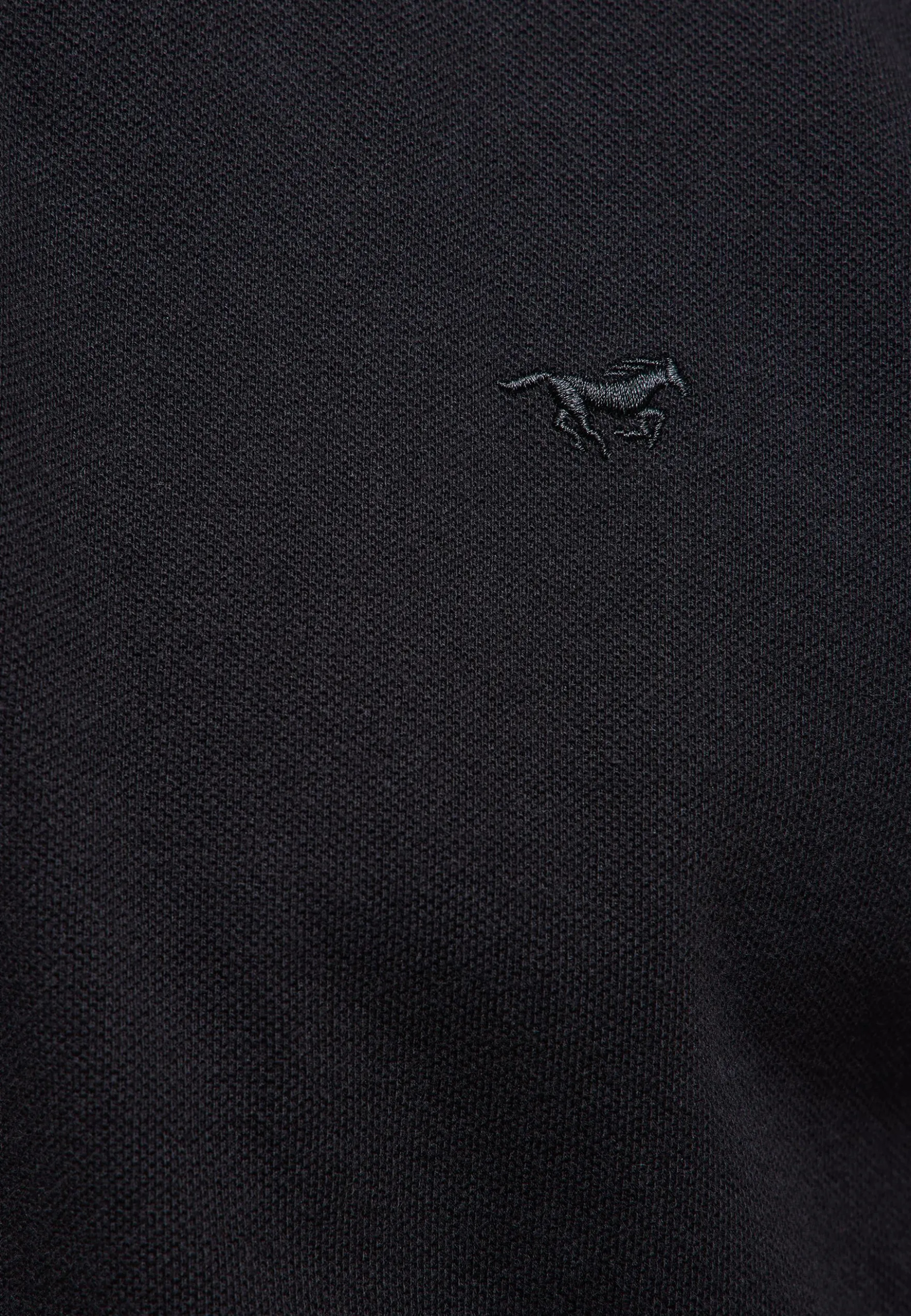 T-Shirt Style Pierre