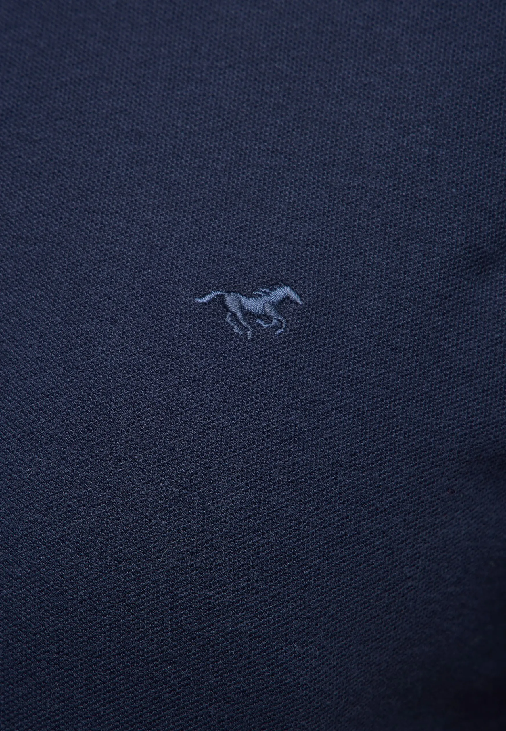 T-Shirt Style Pierre