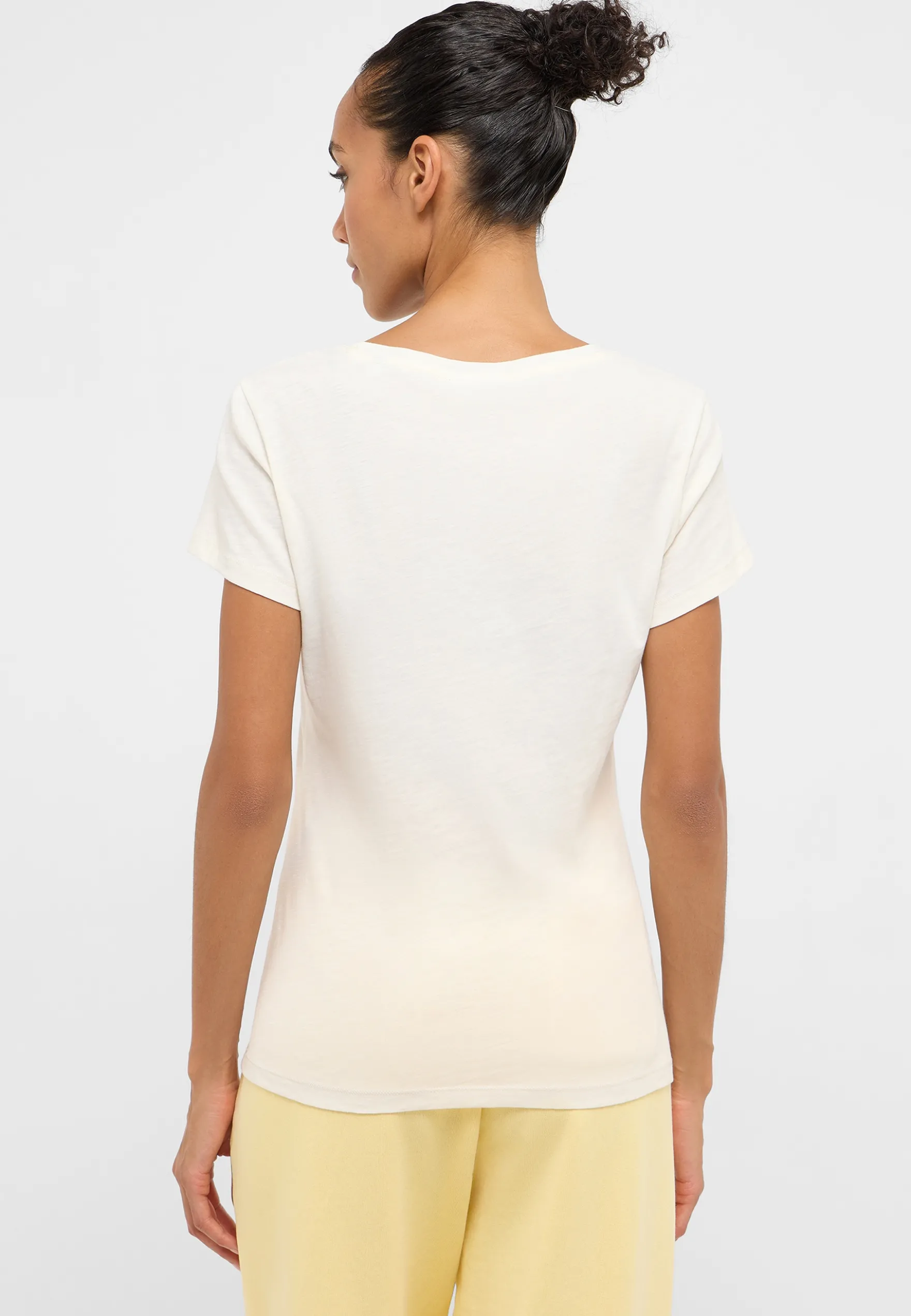 T-Shirt Style Winona