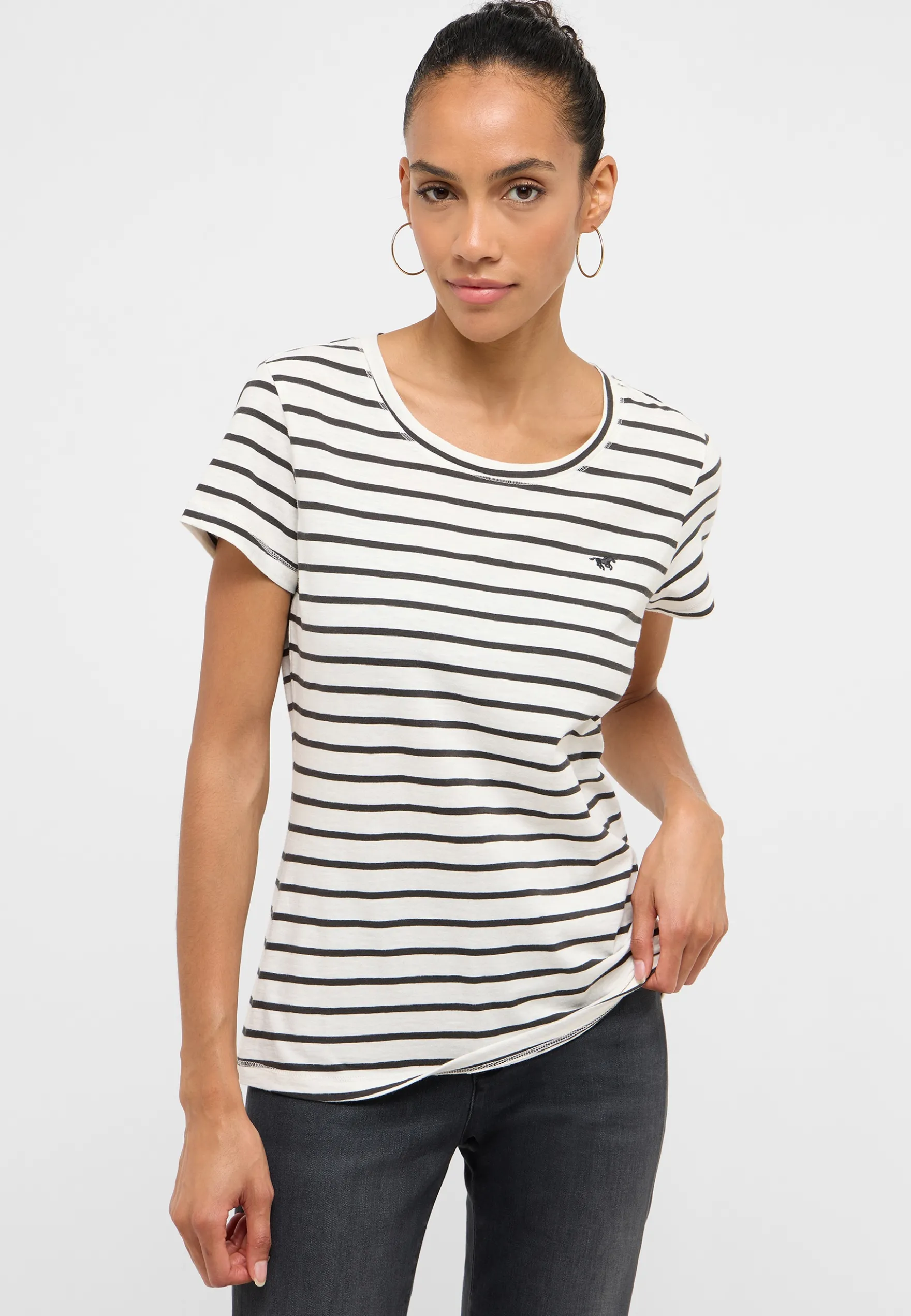 T-Shirt Style Winona
